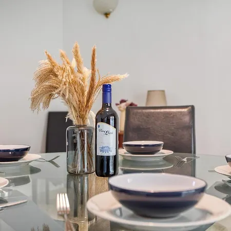 New - Stylish 3-bedroom With Sea Views & Private Terrace By Sf Homes * スリーマ