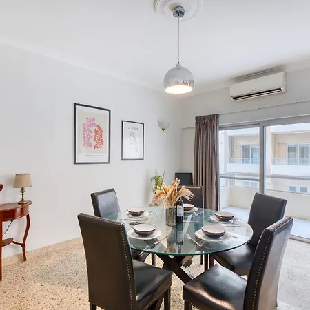 New - Stylish 3-bedroom With Sea Views & Private Terrace By Sf Homes