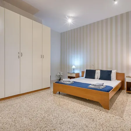 New - Stylish 3-bedroom With Sea Views & Private Terrace By Sf Homes スリーマ