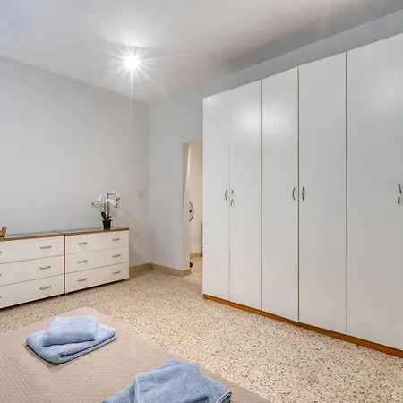 アパート New - Stylish 3-bedroom With Sea Views & Private Terrace By Sf Homes *