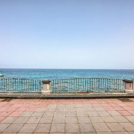 アパート New - Stylish 3-bedroom With Sea Views & Private Terrace By Sf Homes *
